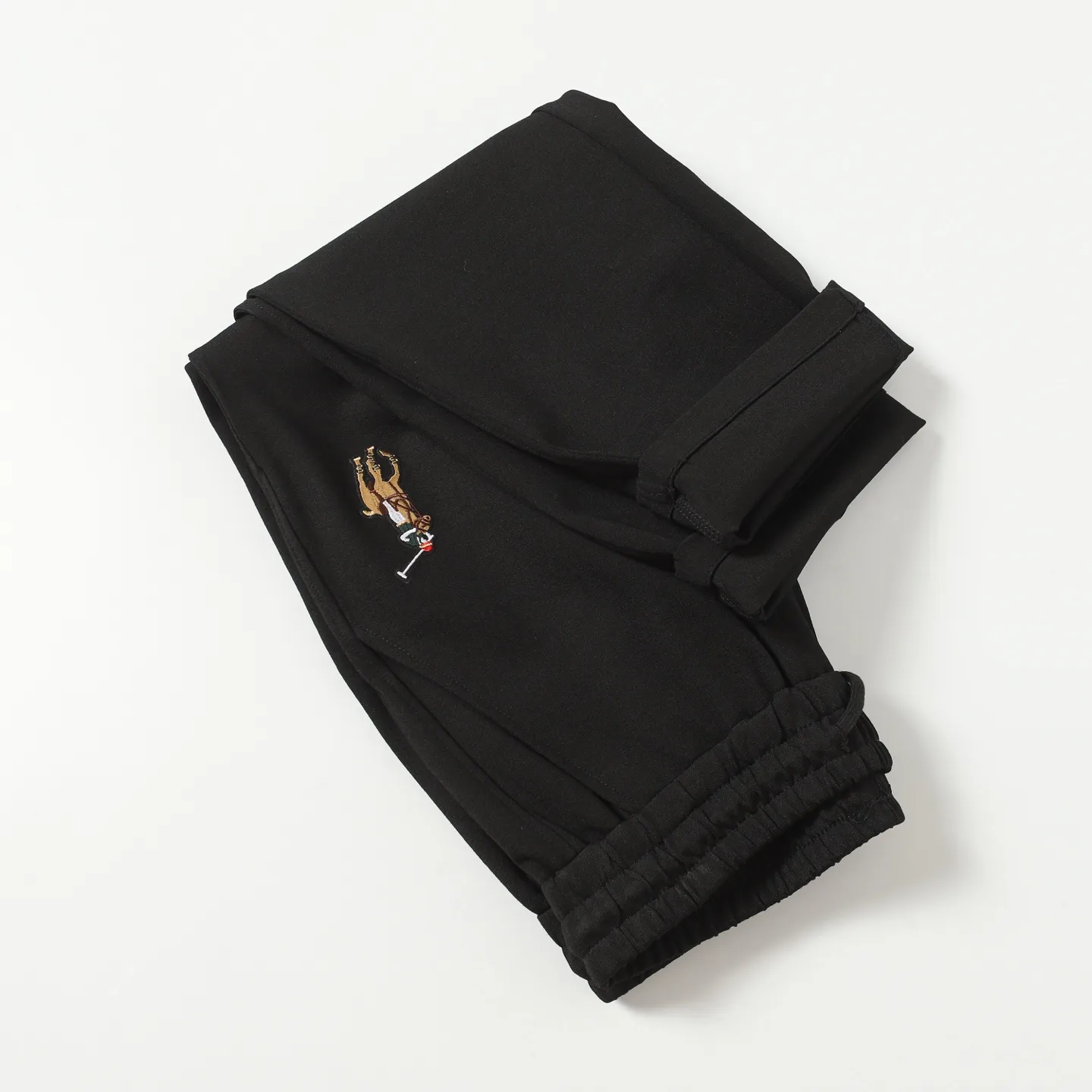 P260 🔥50ss new product Paul Ralph Lauren shorts, original counter casual, with knitting, luxury classic brand original LOGO accessories, best-selling counter, very comfortable to wear, low-key yet luxurious, very classy to wear. Needless to say, the trousers style and tailoring, the upper body is exquisite and vivid👍High-end first-class top quality materials, truly palace-level casual pants, made of Turkish cotton ✂️The quality is outstanding. After heavy washing, the pants are very soft and not picky. The upper body is absolutely stylish and extremely luxurious. Size: S.M.L.XL.XXL